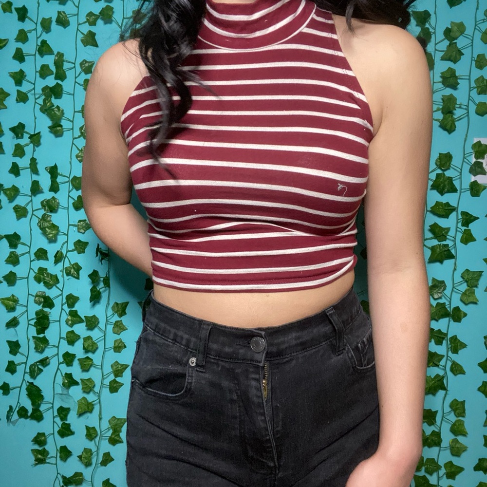 ❤️‍🔥3 / 30❤️‍🔥 red crop top